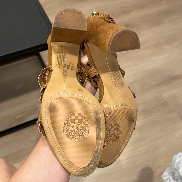 Vince Camuto Heels - Picture 5 of 6